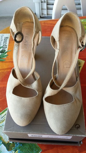 Chaussures texto beige - chaussures,